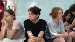 "Добровольное" переселение с травмами и обмороком. Как дети-сироты отстояли право жить в Алматы
