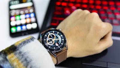 Как смартфонам не попасть в чёрный список, а казахстанцам сдать ЕНТ. Что изменится в Казахстане с мая 2025-го?