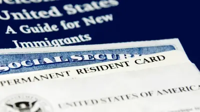 Когда местный теряет работу и мигрант её получает, местный голосует за партию "против иммиграции"