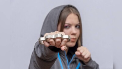 Правонарушения, совершаемые молодыми людьми, – это злость, помноженная на подростковые гормоны