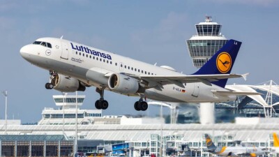 Пилоты Lufthansa намерены бастовать, требуя повышения зарплаты