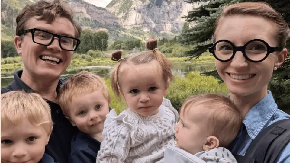 Семья Коллинз стала голосом движения в поддержку натализма / Фото Malcom and Simone Collins