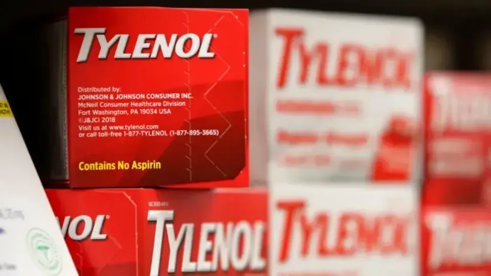 Парацетамол, или ацетаминофен – главный компонент препарата Tylenol / Фото Getty Images