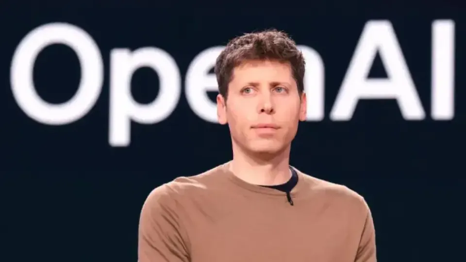 После нападения на свой дом глава OpenAI Сэм Альтман решил напрямую обратиться к своей аудитории / Фото AFP via Getty Images