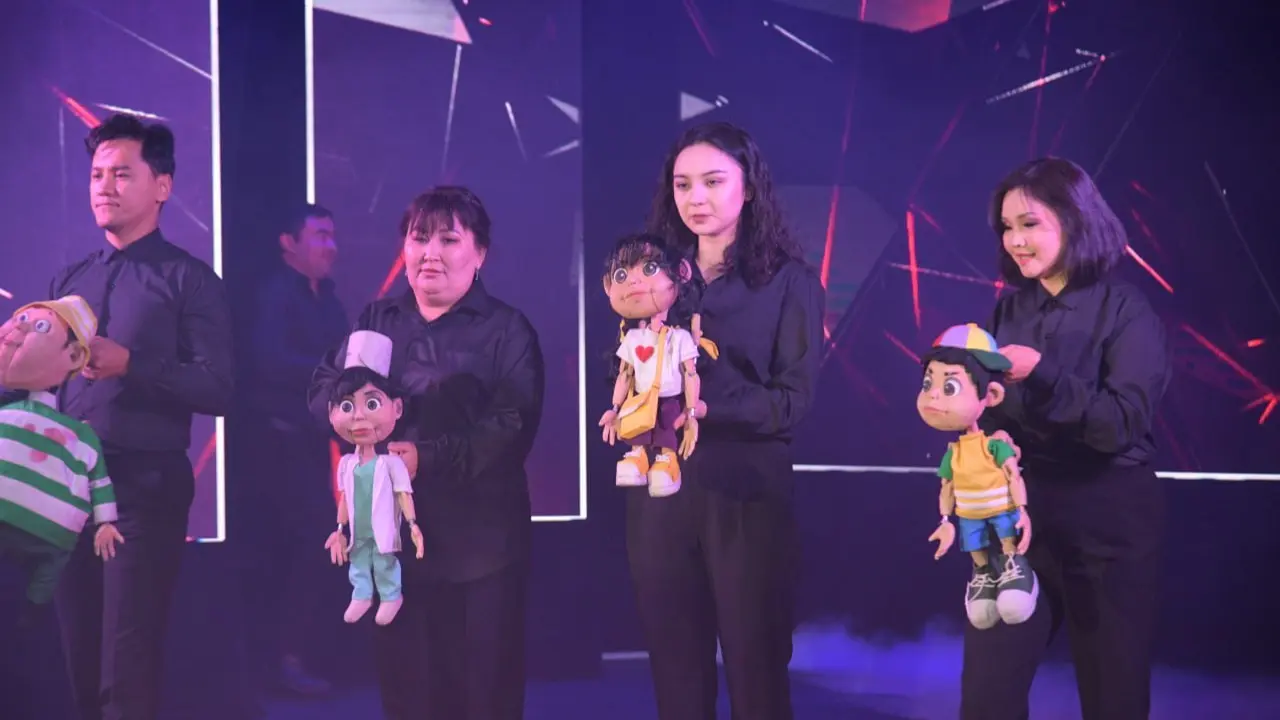 Фото участников II фестиваля кукольников в Алматы / Еgemen.kz