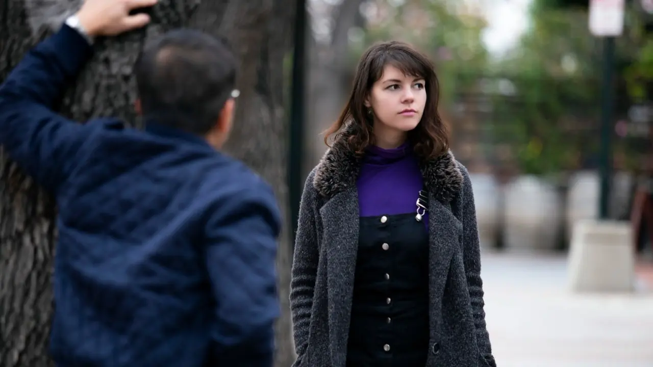 Слежка 24/7. Как защитить себя от преследований сталкера и какое наказание ему грозит?