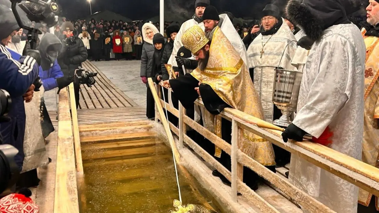 "Пусть на нашей земле всегда будет мир!" Как в Астане проходит Крещение Господне