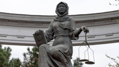Суд вместо совета. Как поправки в Конституцию помогут казахстанцам защитить свои права