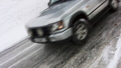 Из-за гололёда в ближайшие дни алматинским водителям порекомендовали надеть зимние шины