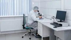 Стафилококк выявили у четырех работников столовой РФМШ в Алматы