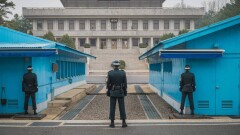 Южная Корея открыла предупредительный огонь на границе с КНДР