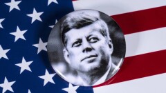 Трамп распорядился обнародовать тысячи секретных документов об убийстве Кеннеди