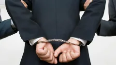 В ВКО по подозрению в коррупции задержали главу управления дорог и руководителя департамента образования