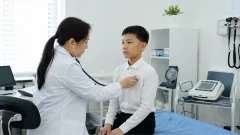 Систему медосмотров начнут менять в школах Казахстана с 1 сентября