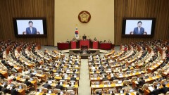 Давка на Хэллоуин: парламент Южной Кореи требует отставки главы МВД