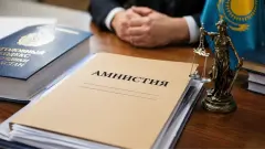 Мошенников, обманувших замакима на 2,5 млн тенге, освободили от наказания в Караганде