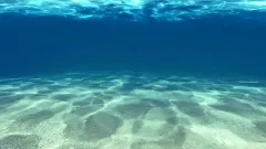 Казахстан и Азербайджан начнут укладку подводного интернет-кабеля через Каспий этим летом