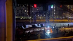 В Венеции с эстакады упал автобус с туристами. Погиб по меньшей мере 21 человек