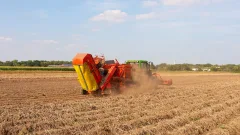 Аграриям в Казахстане дали отсрочку первого платежа по льготному лизингу 