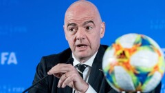 Президент ФИФА призвал к месячному перемирию в Украине на время ЧМ по футболу