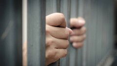 Танзанийского художника, сжёгшего портрет президента, посадили в тюрьму
