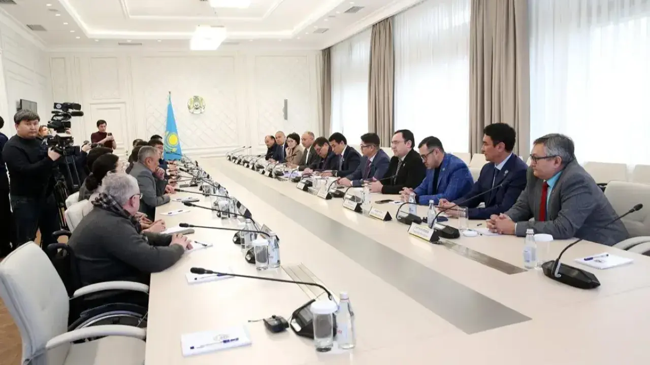 В общественный совет Алматы вошли четыре новых человека