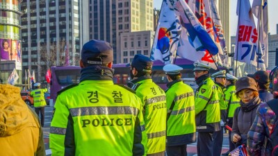 Суд отклонил протест адвокатов президента Южной Кореи против его ареста