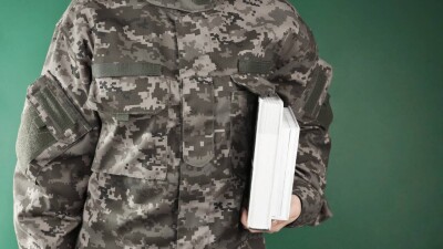 Не было кроватей и парт: в военных школах "Жас улан" выявили многочисленные нарушения