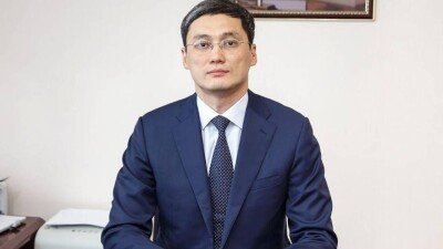 Мурат Журебеков покинул пост первого вице-министра энергетики РК
