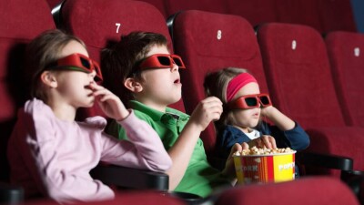 В Нур-Султане дети могут бесплатно посмотреть кино в концертном зале "Казахстан"