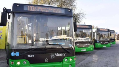 В Алматы один из автобусных маршрутов разделили на два