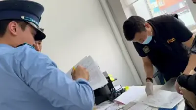 В арендованных кабинетах ЦОНа Актобе оформляли иностранцев по фиктивным документам