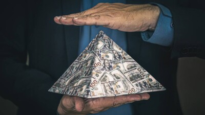 Супружескую пару осудили за создание финпирамиды ПК "Елімай-2019"