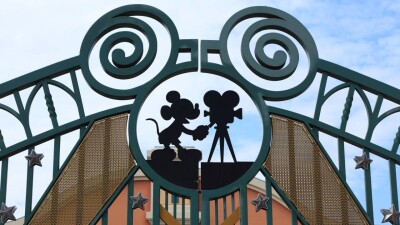 Disney объявил о сокращении 7 тысяч сотрудников и анонсировал сиквелы культовых мультфильмов