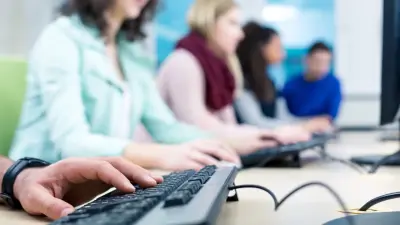 Больше 400 нарушений зафиксировали на ЕНТ