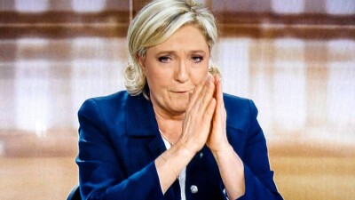 Скандал во Франции: Марин Ле Пен предстала перед судом по обвинению в мошенничестве
