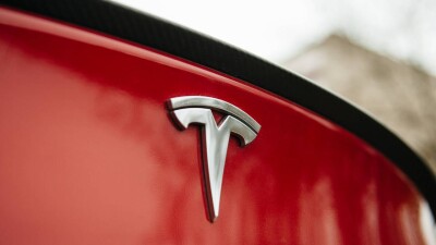 Компания Илона Маска собирала приватные видео владельцев электромобилей Tesla