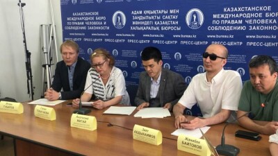 "Сырая платформа с коррупционными рисками". Общественники раскритиковали портал соцуслуг