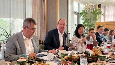 Питер Фостер: Показатели Air Astana на уровне Singapore Airlines и British Airways