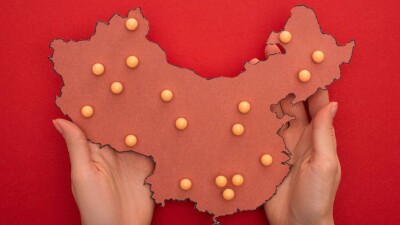 "Тысячи новых случаев". В Пекине усугубилась ситуация с Covid-19 после отмены жёстких ограничений