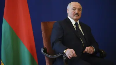 Лукашенко признал, что "немного задержался" у власти