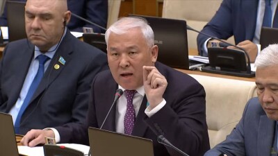 "Миллиардные вложения, а результатов ноль". Депутат раскритиковал Назарбаев Университет