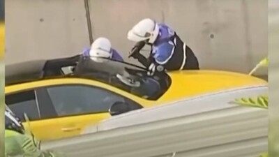 Полицейский, застреливший подростка во Франции, принёс извинения семье погибшего