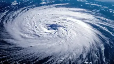 Во Вьетнаме из-за тайфуна эвакуируют почти 600 тысяч человек