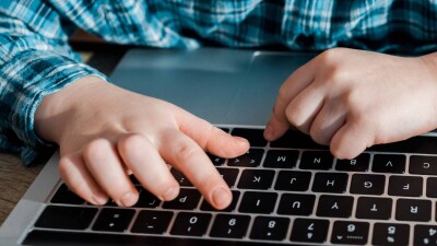 Образовательные учреждения Бишкека перейдут на дистанционное обучение во время саммита глав СНГ