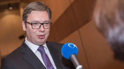 Президент Сербии распустил парламент и стал кандидатом в премьеры