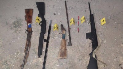 Похищенное во время январских событий оружие нашли на кладбище в Таразе