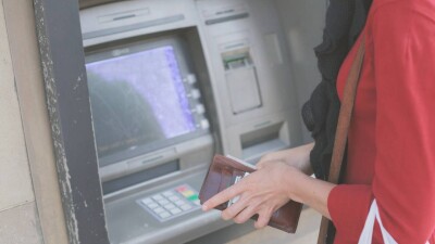 В Темиртау криминалист обокрала покойницу на месте преступления
