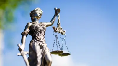 Купи курс и участвуй в розыгрыше: административное дело блогера Жанабылова поступило в суд