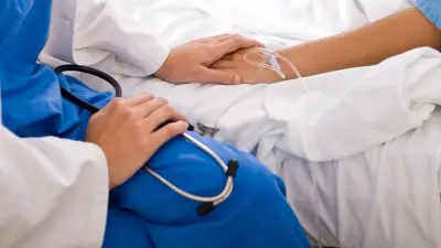 Количество пострадавших после пожара в развлекательном центре Семея выросло до 11